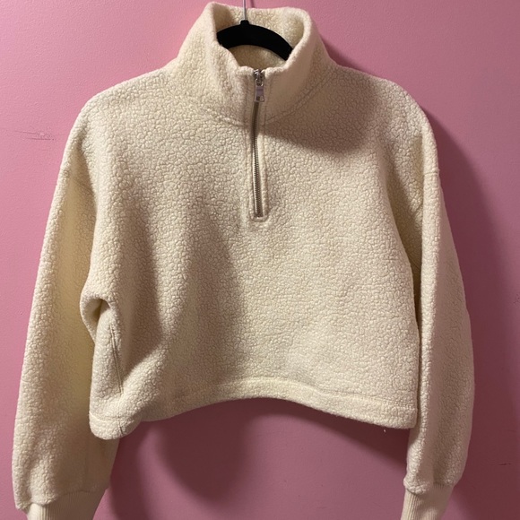 Aritzia Sweaters - Aritzia The Group by Babaton Sutton Sweater XS